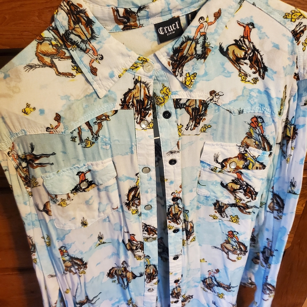 Cruel girl xl snap up shirt